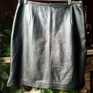 Vintage leather pencil mini skirt